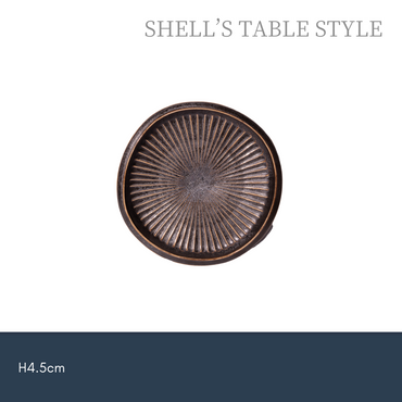 Dĩa tròn hoa cúc 4 chân