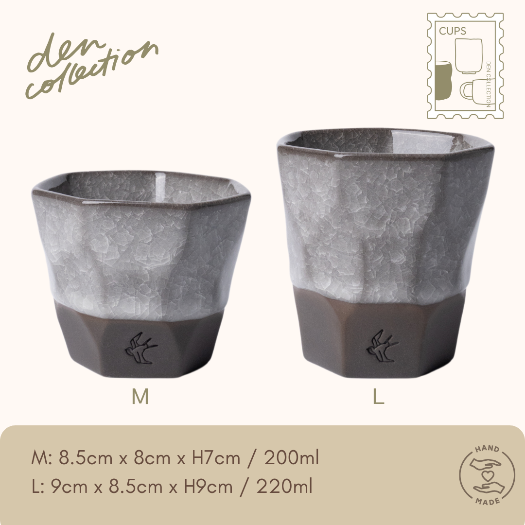 Tsubame Tumbler Cup Crackle White – ceramic cup with translucent white crackle glaze. 200ml/220ml. / ツバメ工房カップ 氷裂貫入釉(クラッケルホワイト)200ml/220mlサイズ。貫入模様が美しい白釉のうつわ。