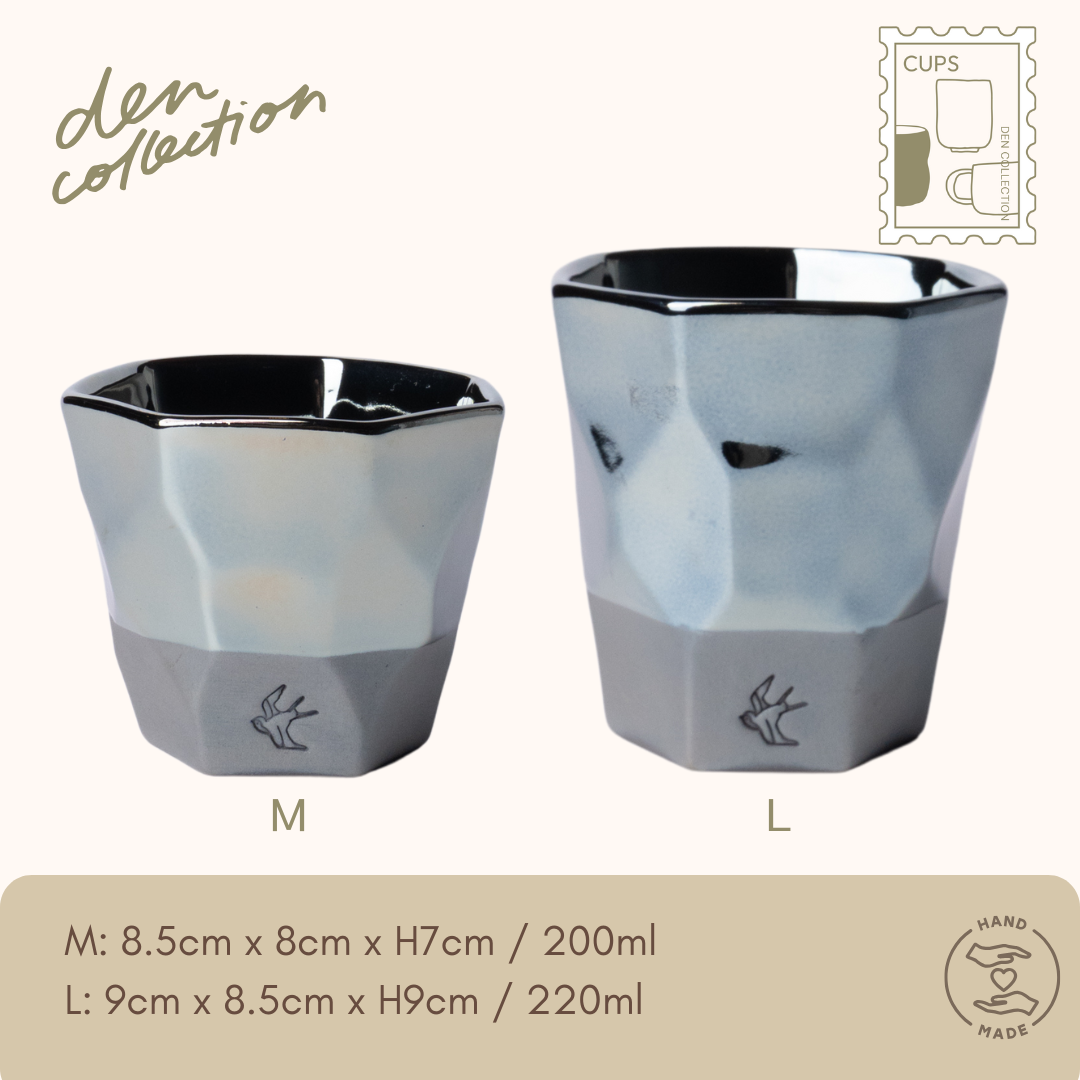 Tsubame Tumbler Cup Platinum Blue – elegant platinum-toned blue ceramic cup. 200ml/220ml. / ツバメ工房カップ プラチナブルー 200ml/220mlサイズ。上品に光る青が印象的な陶磁器カップ。