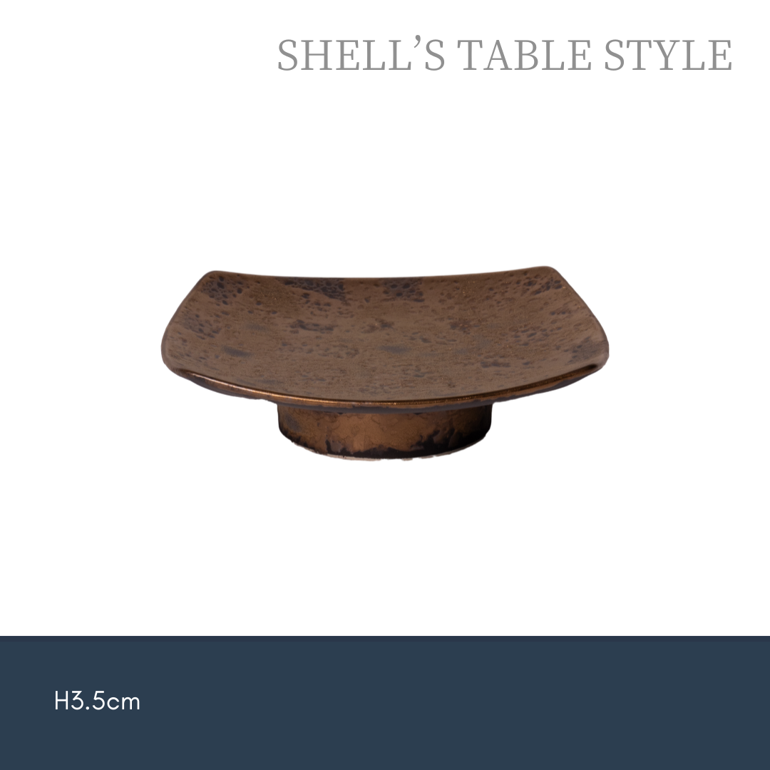 Dĩa vuông chân cao men vàng