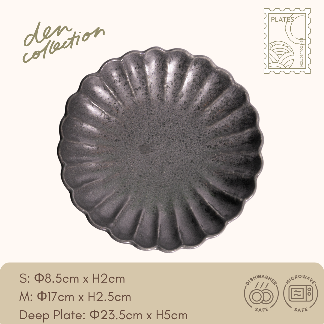 Hanazara Plate gray – a modern gray-toned flower dish with subdued elegance / 落ち着いたグレーの花皿。シンプルでモダン、料理を引き立てる上品な佇まい。