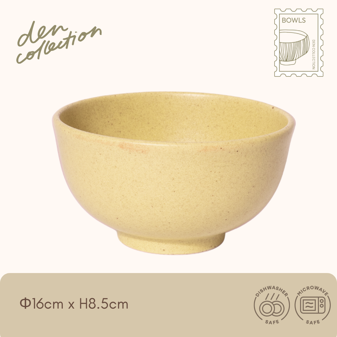 Iga Matte Pastel Bowl in custard – cheerful yellow tone with a subtle matte texture.／伊賀焼のマットパステルボウル（カスタード色）。明るく親しみやすいイエローカラーが魅力です。