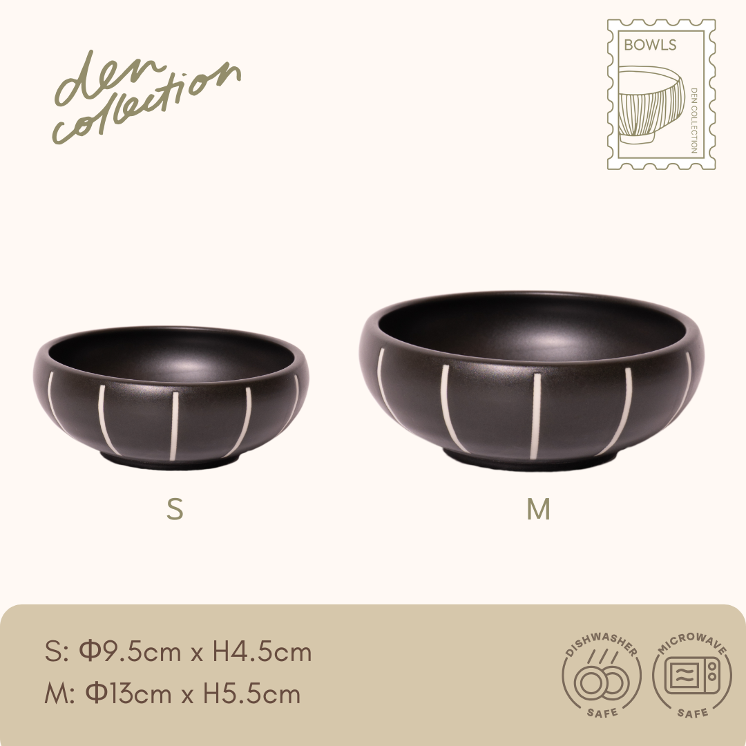 Monochrome Stripe Bowl in black & white, available in S and M sizes. A bold contrast design with modern vertical stripe relief. / ブラック＆ホワイトのストライプボウル。S・Mサイズ展開。縦ストライプの凹凸が際立つ、モダンでシャープな印象の器。