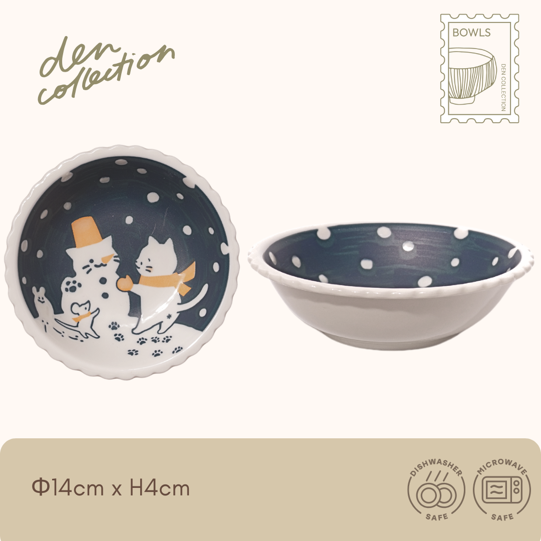 Shiro no Kyuujitsu Bowl – winter friends design with cat and snowman. Cute snowy scene in a Japanese ceramic bowl.  
シロの休日ボウル（ゆき遊び）。雪だるまと猫のふれあいが描かれた、冬らしい和陶小鉢。