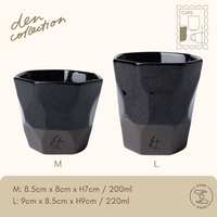 Tsubame Tumbler Cup Milky Way – dark navy glaze with gold specks like a starry sky. 200ml/220ml. / ツバメ工房カップ 天の川 200ml/220mlサイズ。夜空のような深い紺に金の星屑をちりばめた幻想的な釉薬。