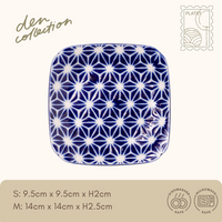 Wa‑Mon Square Plate – Asanoha hemp leaf pattern in indigo blue Japanese ceramic square plate. Symbolizes growth, protection, and healthy development.  
藍和紋角皿（麻の葉柄）。藍色の麻の葉文様が描かれた日本製角皿。成長と健康、魔除けの意味を持つ吉祥柄です。